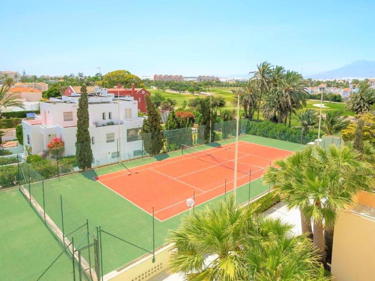 Attractive Holiday Home In Roquetas De Mar Surrounded By Beaches Exterior foto